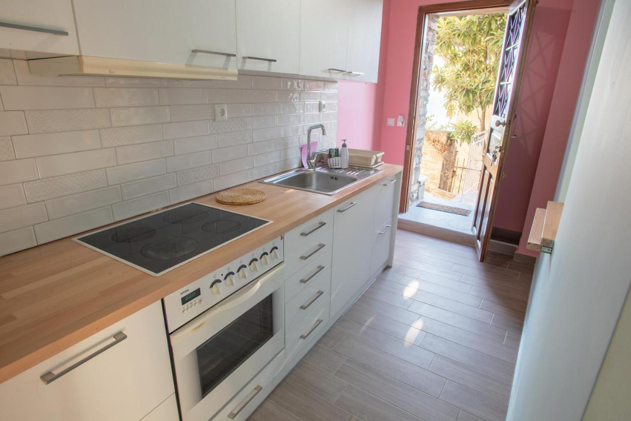 Με Θέα Το Ηλιοβασιλεμα 2 Vila Afissos Exterior foto