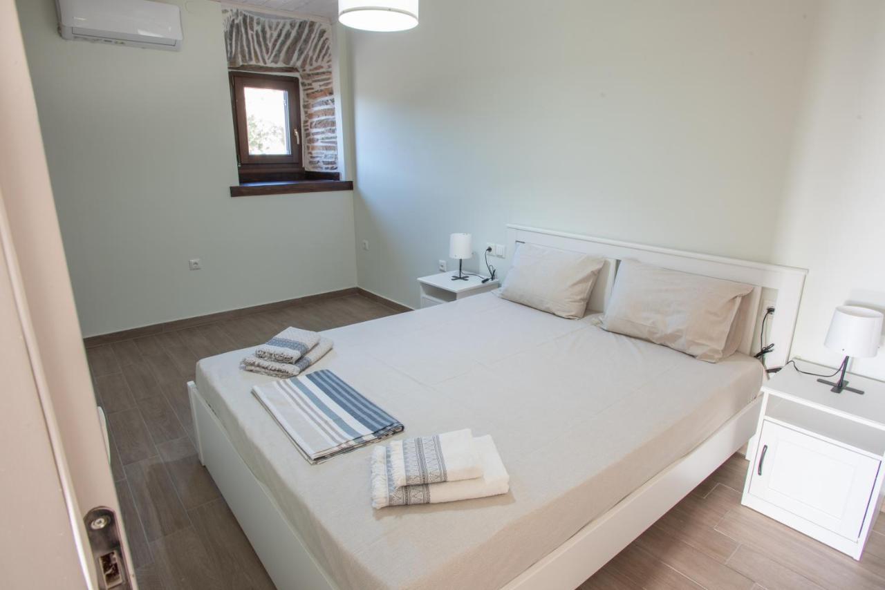 Με Θέα Το Ηλιοβασιλεμα 2 Vila Afissos Exterior foto