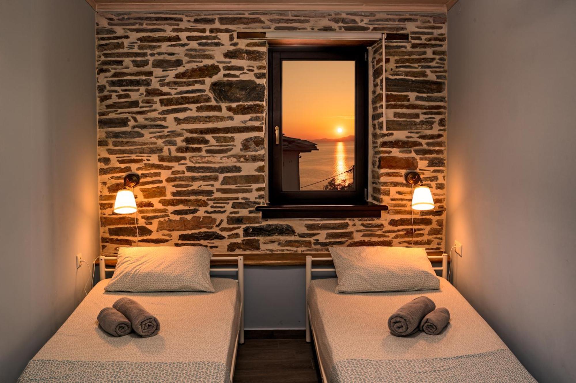Με Θέα Το Ηλιοβασιλεμα 2 Vila Afissos Exterior foto